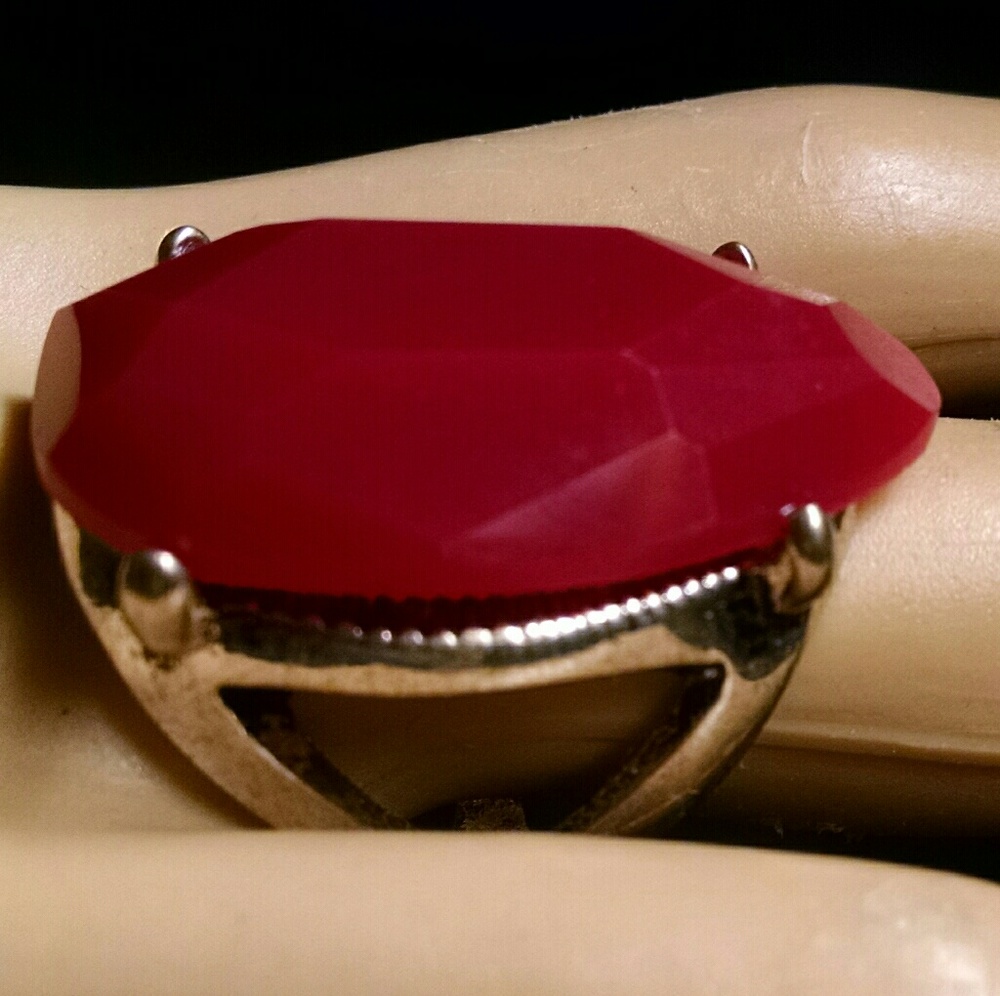 Beautiful Ring Large Ruby Color Stone Ring - image 2